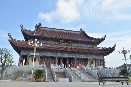 南海禅寺大雄宝殿