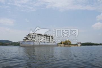 简阳龙泉湖度假村船型建筑