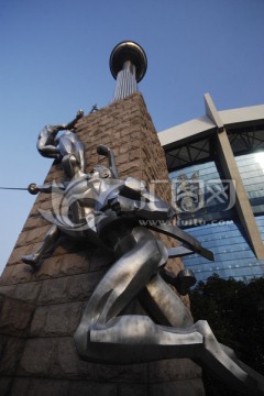 上海体育馆雕塑群