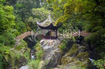 峨眉山清音阁