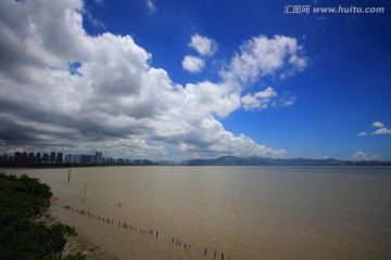 深圳湾 阴阳两重天