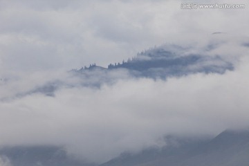 云雾天山