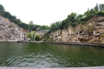 上海辰山植物园 矿坑花园