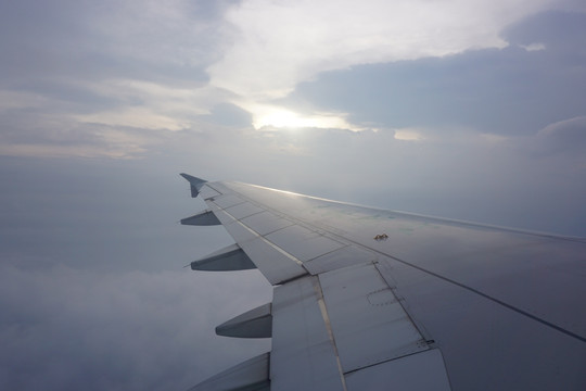 飞机航拍云层