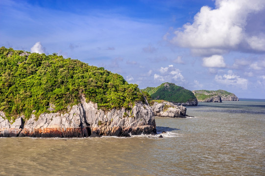 海上桂林下龙湾