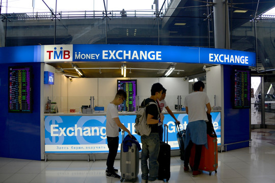 素万那普国际机场货币兑换处