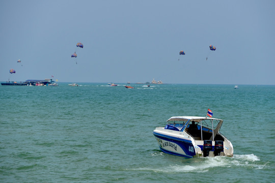 芭提雅海滨风光