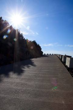 旅途盘山公路光芒