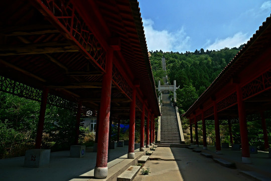 青龙山古建筑