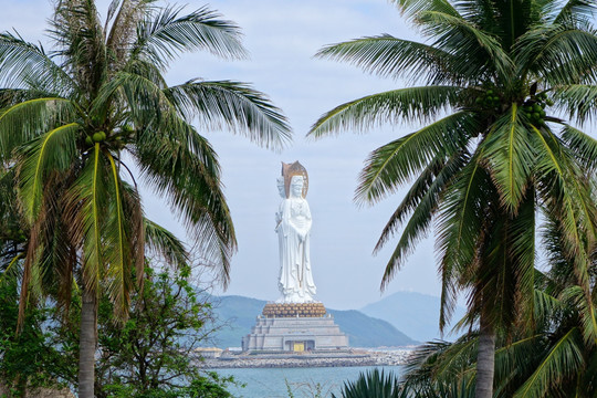 南海观世音像