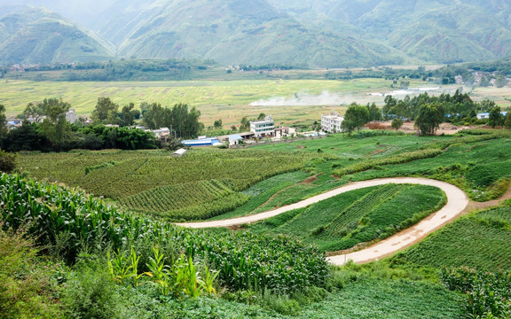 山间乡级公路