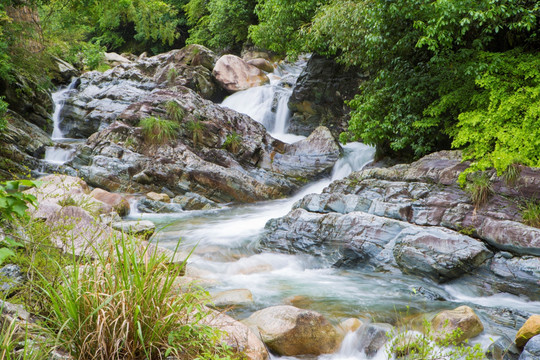 原生态 山涧 流水