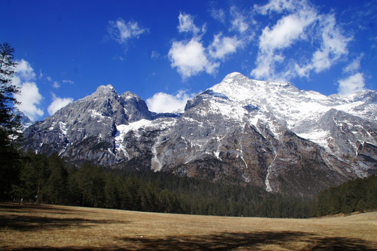 玉龙雪山