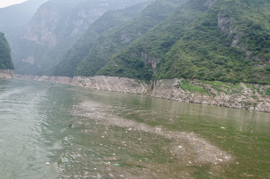 长江污染 水道垃圾 水体污染