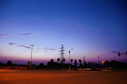 来宾市公路黄昏美景