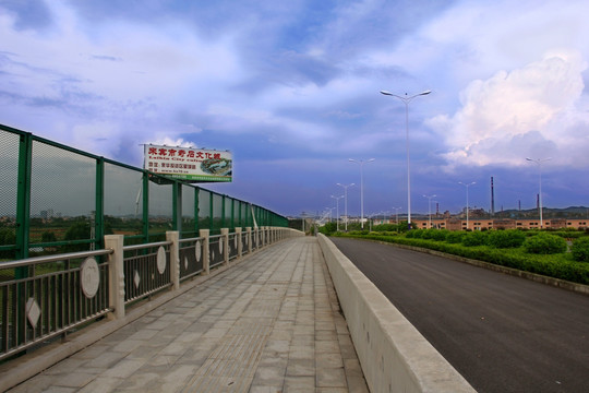 来宾市高速路桥