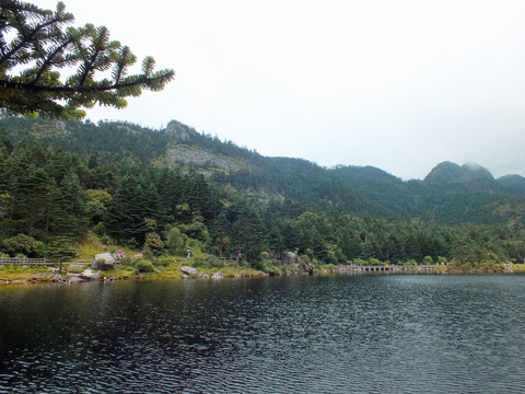 高山湖泊