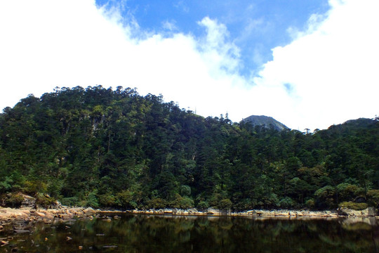 高山湖泊