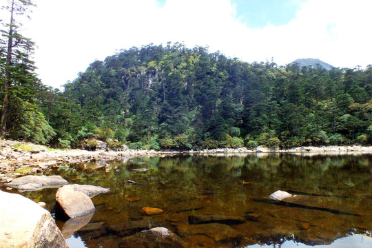 高山湖泊