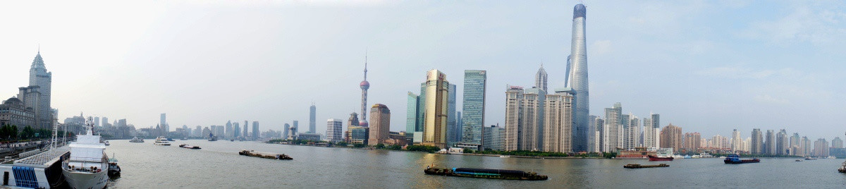 上海外滩陆家嘴全景图