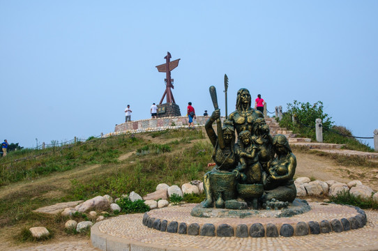 长岛 九丈崖 珍珠门塑像