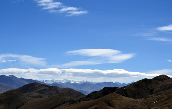 群山