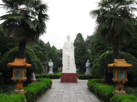 南阳医圣祠