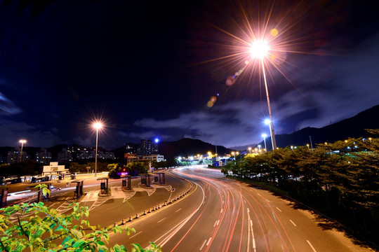 马路夜景