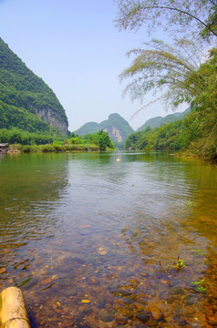 清澈 河流