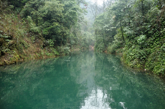 青城后山 翠映湖