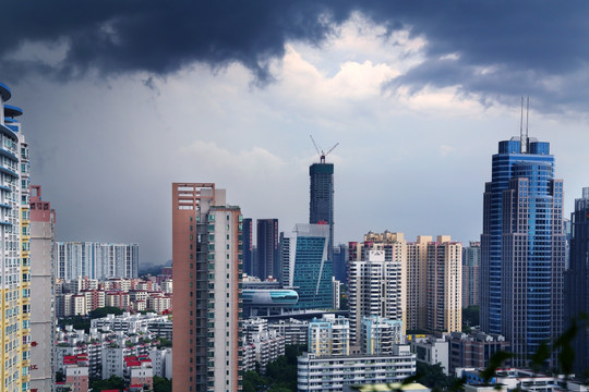 深圳的天空（大雨将至）