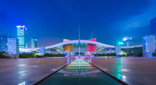 深圳 市民中心 夜景