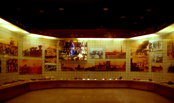 平津战役纪念馆展厅内景