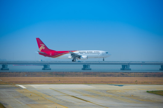 深圳航空 民航飞机