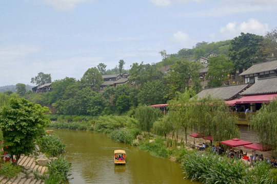 五凤溪古镇坡坡街和黄水河