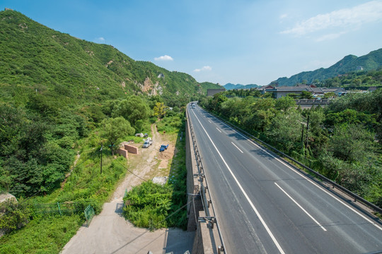 北京 居庸关 京藏高速公路