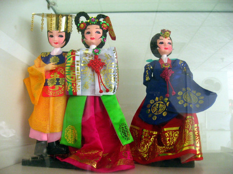 韩国民族娃娃