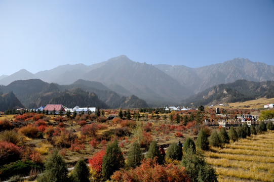 三十三洞天景区 马蹄寺景区