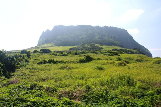 城山日出峰