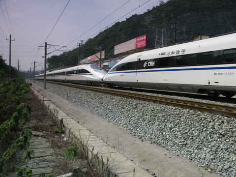 湘桂铁路动车组CRH380重联