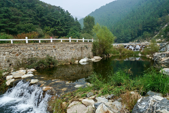 泰山桃花峪风光