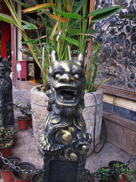 龍頭雕塑