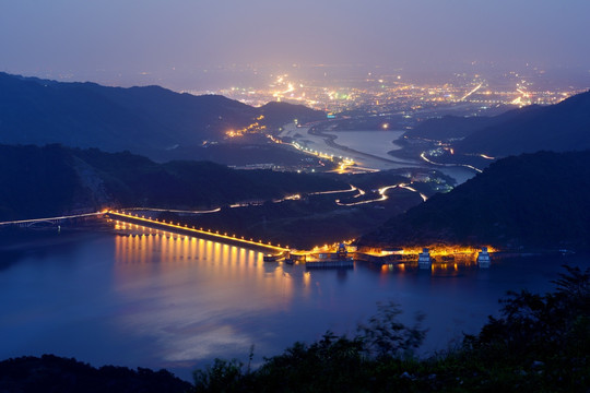 都江堰紫坪铺夜景