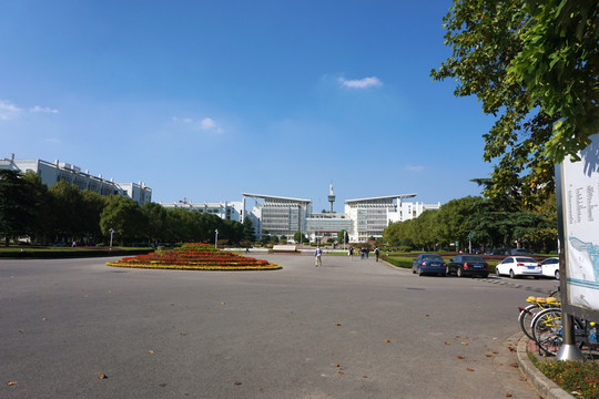 南京师范大学 大门