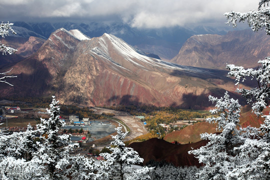 卓尔山美景