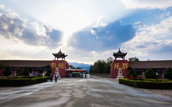 西夏王陵国家重点风景名胜区大门