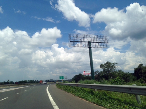 海口市 公路 天空 云彩 蓝天