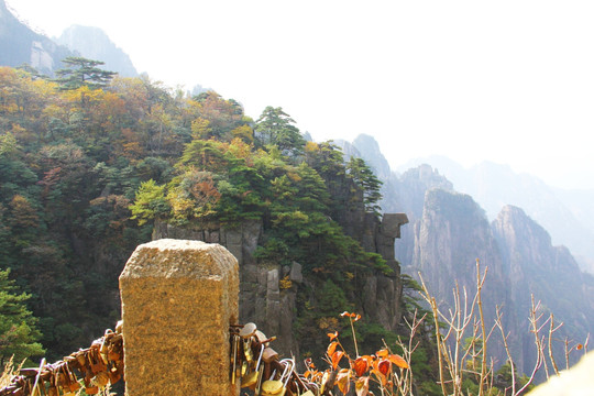 黄山 锁