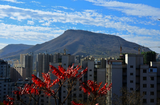 山城本溪概貌