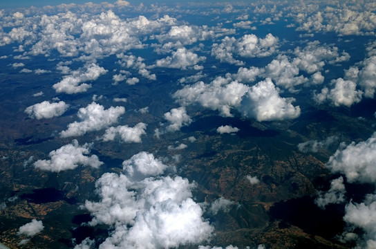 飞机航拍云贵高原全景图